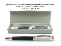 <p>Flavio Giovanni Atino Leather Ball Pen Metal art leather ball pen, twisting mechanism with silver gift box. Model: 1101001 rzx Pen Size: 14(L) x 1(D)cm Box Size: […]</p>
