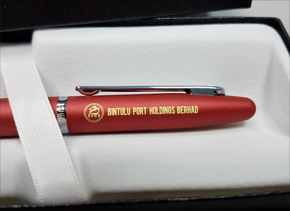 Sheaffer VFM Logo Laser Engraving